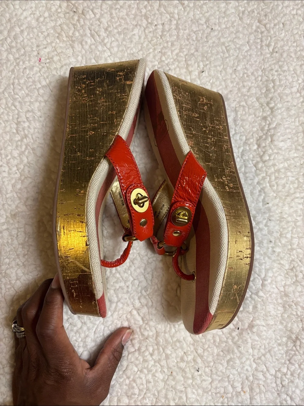 Coach Turnlock Striped Wedge Thong Sandals Orange Red White Gold 8.5
